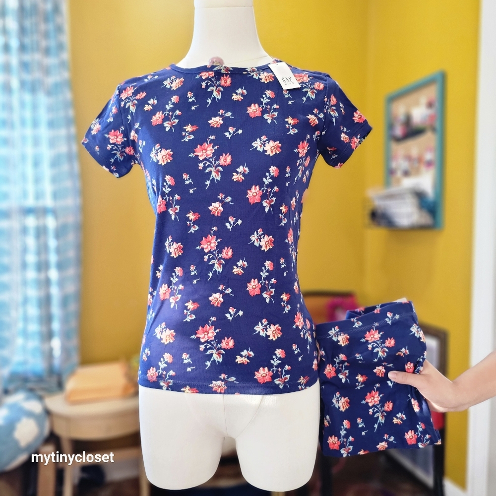 Nwt Gap Kids navy floral pajamas 2 piece set